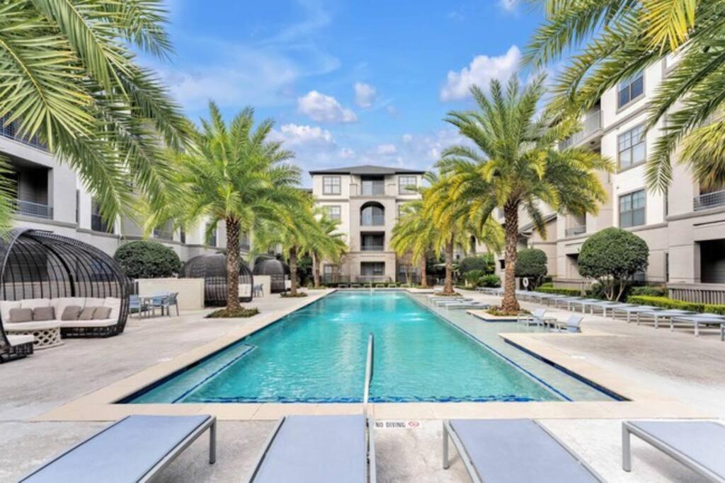 Your Warm Spacious Unit With Pool - Medical Center Houston Extérieur photo