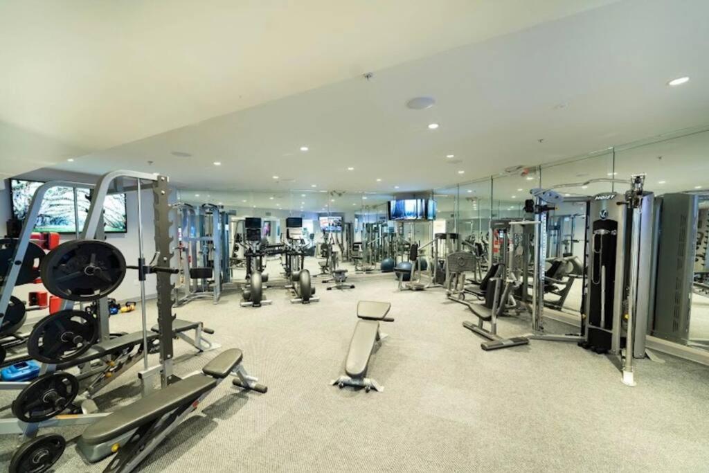 Your Warm Spacious Unit With Pool - Medical Center Houston Extérieur photo